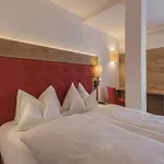 Alpenland Otel