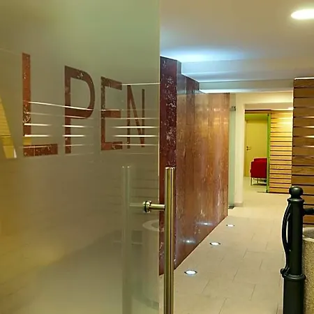 Alpenland 4*