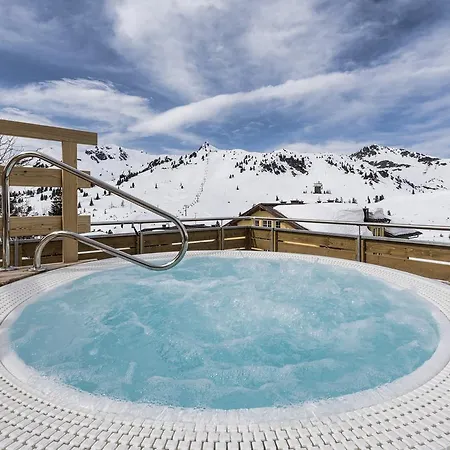 Hotel Alpenland 4*